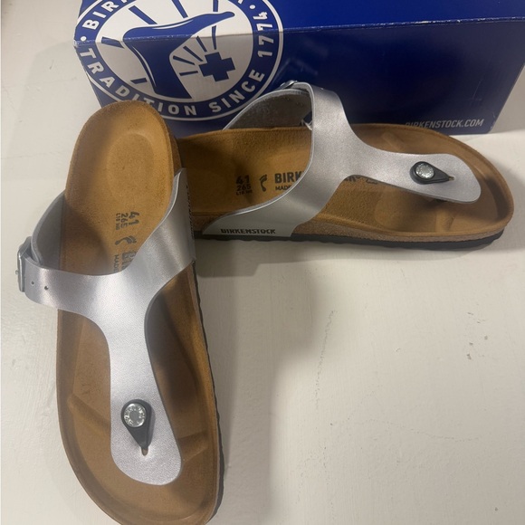 NWT BIRKENSTOCK Gizeh Silver Thongs Size 10 Narrow Fit,  EU 41 NEW With BOX - Picture 8 of 10